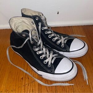 High Top Converse Sneakers - Black/White